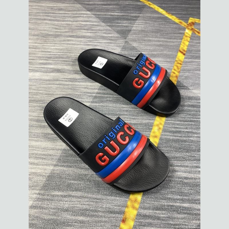 G*u*i slippers